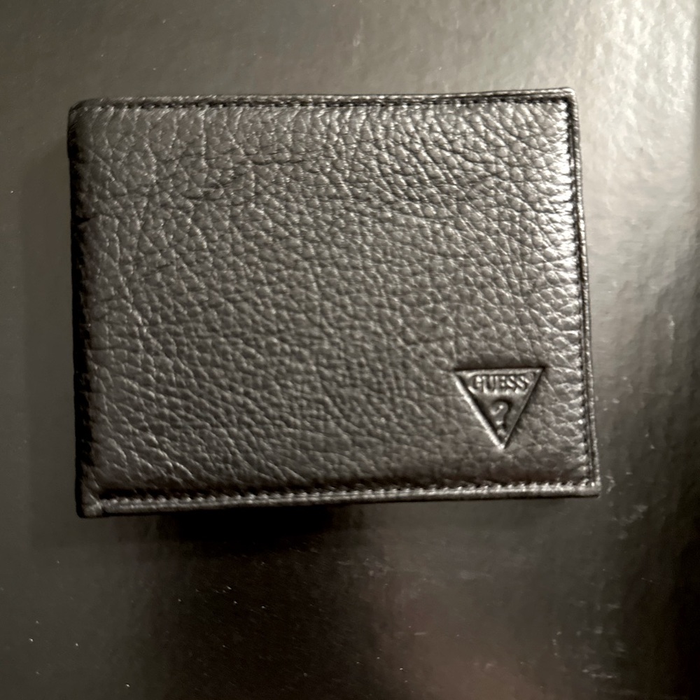 Leather Guess wallet like new